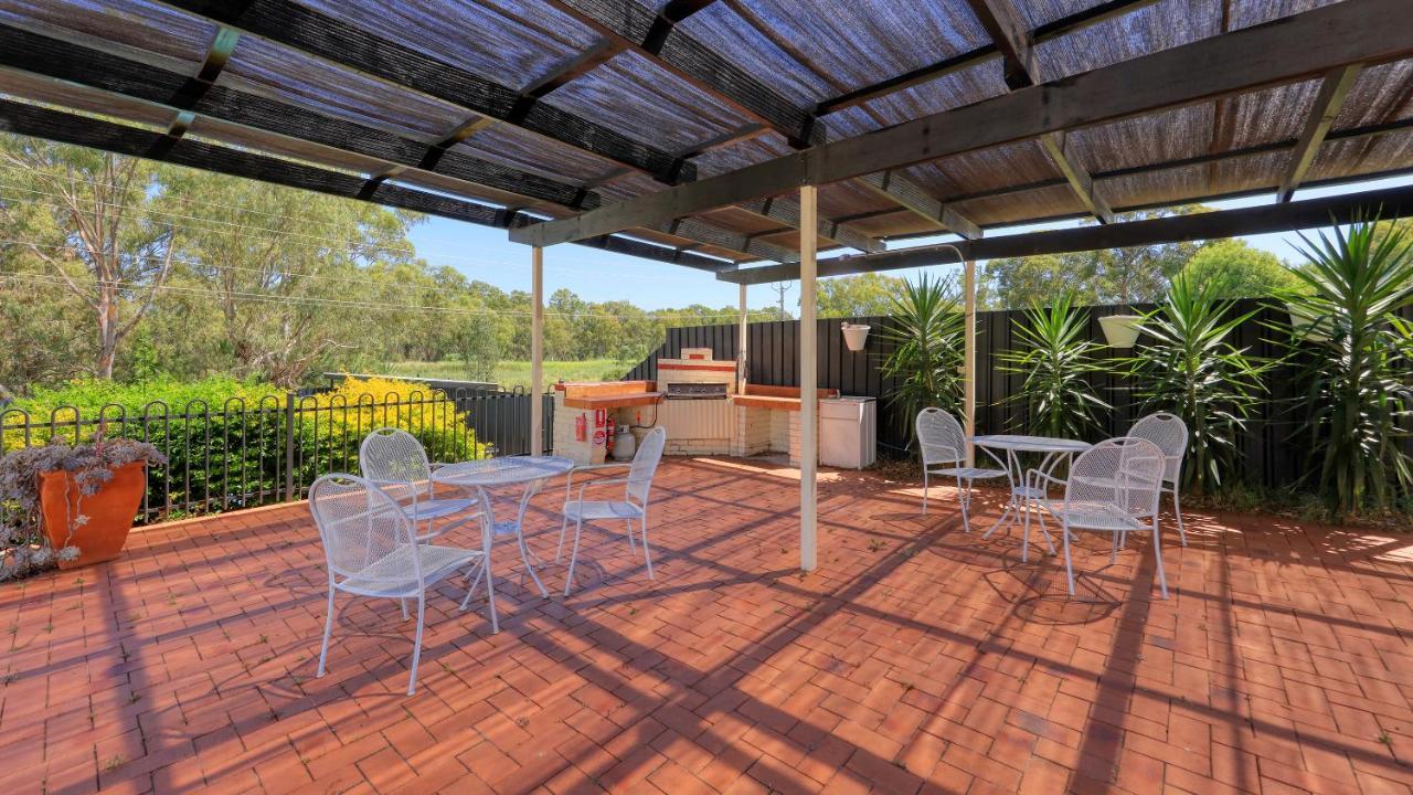 Bishops Lodge Narrandera Luaran gambar